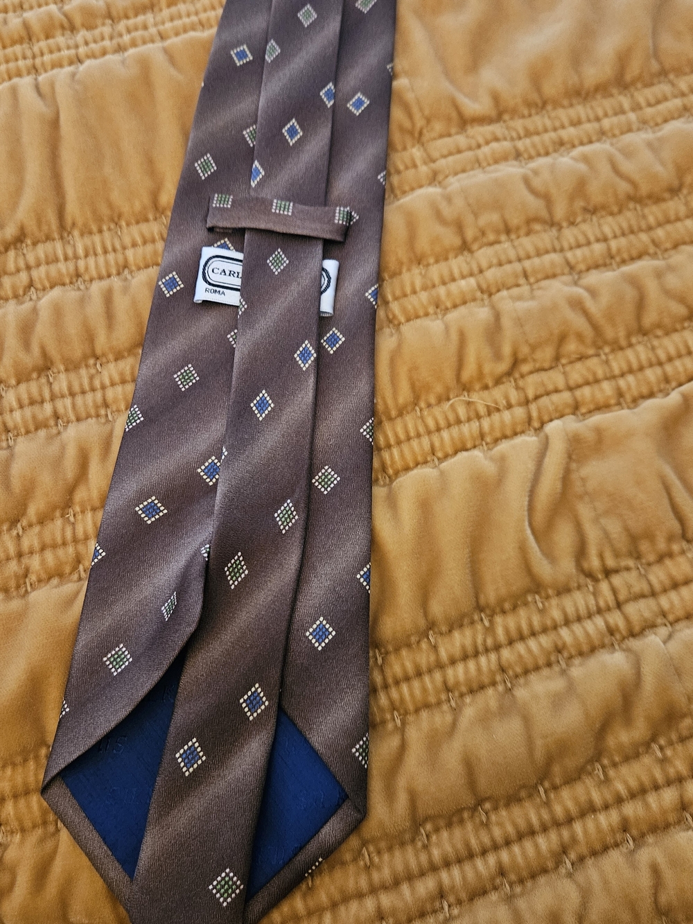 100% Silk Brown Patterned Silk Tie
